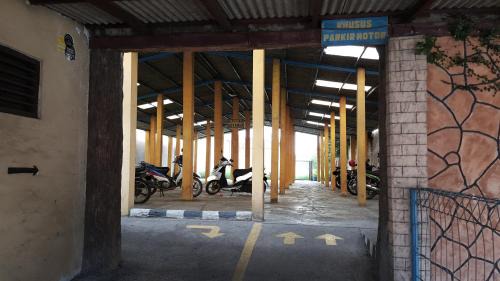 Bekasi Timur House | Sentosa Hotel & Restaurant - tersertifikasi CHSE dari Kementerian Pariwisata dan Ekonomi Kreatif