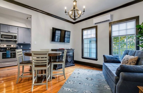 Marble Falls House | Sept Savings! LBJ Ste In Downtown Marble Falls