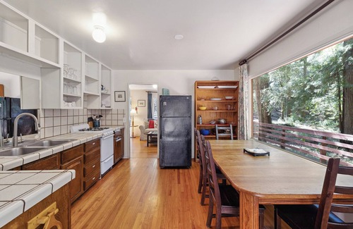 Redwood Valley House | Sequoia House - 3-bedroom house at Leonard Lake Reserve