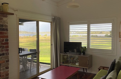 Akolele Cottage | Serendip Beach House - Wallaga Lake
