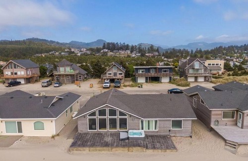 Kiwanda Shores House | Serendipity by the Sea