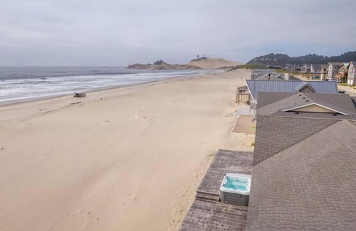 Kiwanda Shores House | Serendipity by the Sea