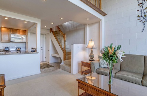 Maalaea Condo | Serene 2bd with Tropical Views near Sugar Beach