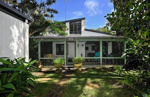 Yaroomba Apartment | Serene 3-bedroom retreat, nestled in nature, a short walk from Yaroomba Beach