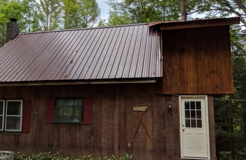 North Creek Cabin | Serene 3-bedroom cabin in North Creek. Close to Gore Mountain ski resort.