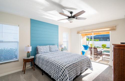 Pelican House | Serene 3-Bedroom Haven near Sanibel Beach!