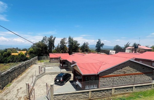 Naivasha Villa | Serene 3-bedroom Villa in Lakeview estate, Naivasha-with views of Lake Naivasha.