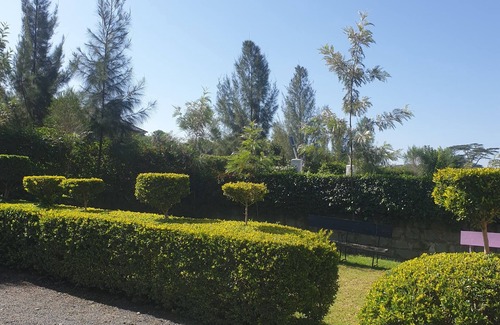 Naivasha Villa | Serene 4bedroom villa in Naivasha with scenic views & shared pool close to lake