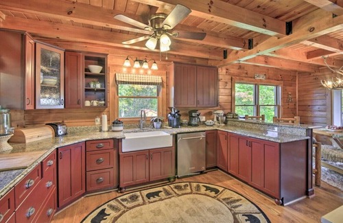Mouth of Wilson Apartment | Serene 4BR Cabin: Mouth of Wilson Countryside Retreat