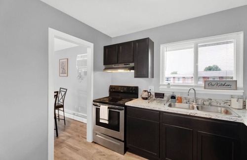 Sterling Heights Apartment | Serene and Central Home ~ WiFi ~ Pet Friendly!