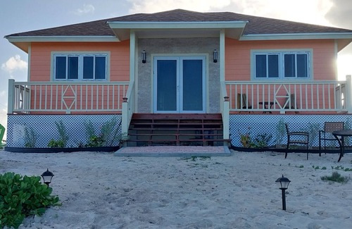 George Town Cottage | Serene and Tranquil ocean view cottage w/hot tub and vehicle