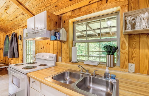 Clarkson Cabin | Serene Clarkson Cabin ~ 4 Mi to Nolin Lake Access!