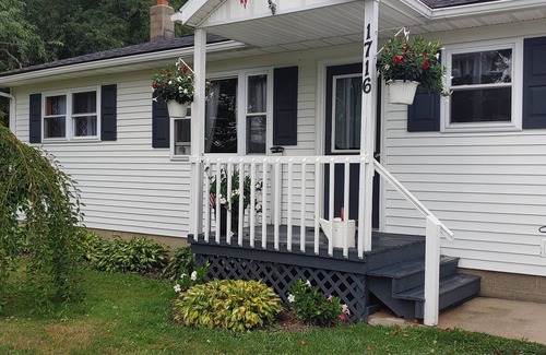 Clarks Mills House | serene country vacation rental