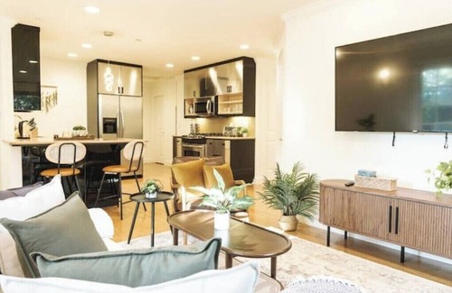 Fair Oaks House | Serene Escape 2BD/w Patio & Firepit near Stanford