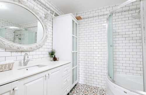 Esentepe Apartment | Serene Flat w RefreshingView 7 min to Trump Towers