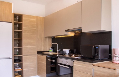 Kusadasi City Centre Apartment | Serene Flat w Sea and Nature View in Kusadasi