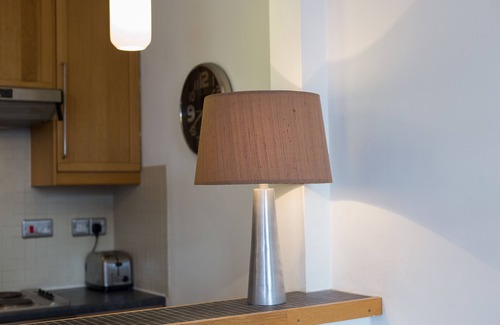 Campden Apartment | Serene Hidden Gem in the Heart of Kensington