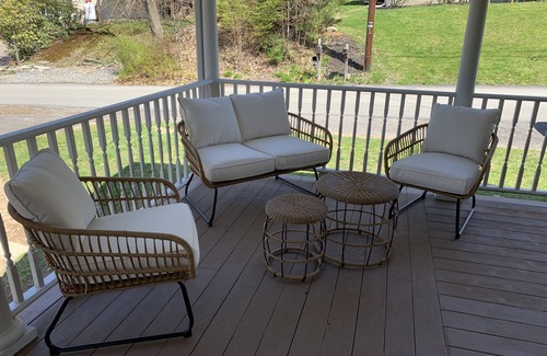 Shawanese House | Serene Home at Harveys Lake