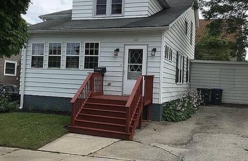 Ellis Historical District House | Serene Home One Block From Lake Michigan