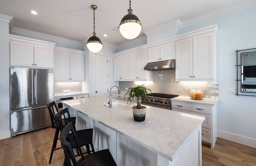 Beachtown House | Serene Lagoon-Front Home. Best Sunset View in Beachtown - 4 bed/3 bath. Elevator