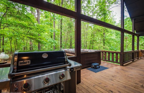 Broken Bow Cabin | Serene Luxury cabin for Families/Couples! Mins away from lakes/activities
