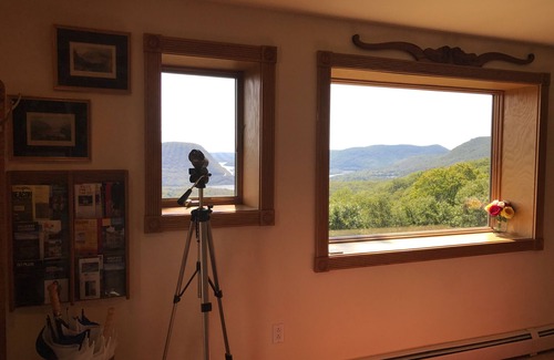 Fort Montgomery Cottage | Serene Mountain Top Views overlooking Hudson River and Surrounding Highlands