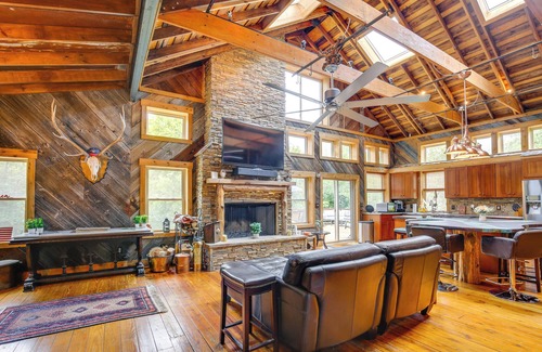 Pacific House | Serene Pacific Getaway: Deck, Grill & Fire Pit!