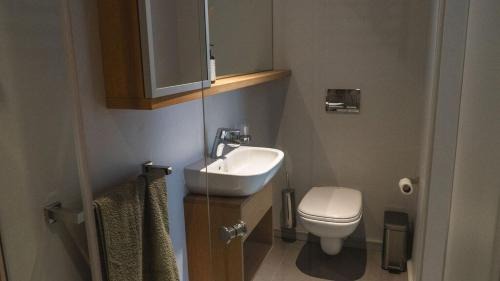Fresnaye Apartment | Serene Studio at St Bartholomew