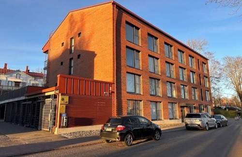 Turku Apartment | Serene & Stylish 5★ Getaway in Central Turku – King Bed, Cozy & Prime Location