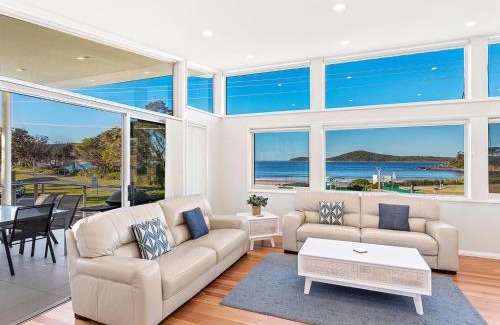Fingal Bay House | serenity at Fingal Bay 1