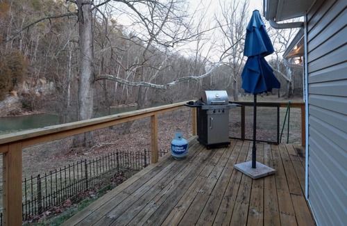 Spottswood House | Serenity Awaits on Buffalo Creek