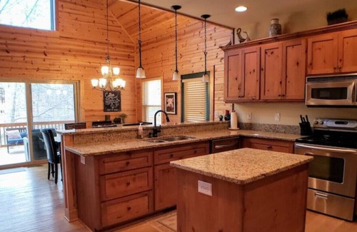 Serenity Bay House | Serenity Bay Lakehouse