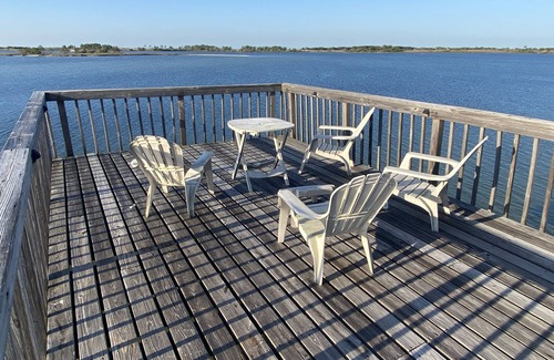 Mary Esther House | Serenity on the Water - Free Dock Access - Water Access - No Cleaning Fee