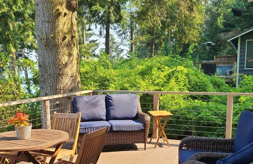 Greenbank House | Serenity Pines - Waterfront | Fireplace