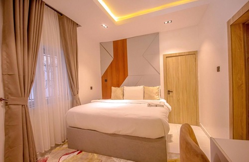 Benin City Apartment | Serenity Villa at GRa Benin by BnJ Luxury