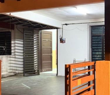 Kepala Batas House | Seri Pinggiran HOMESTAY Bertam Perdana
