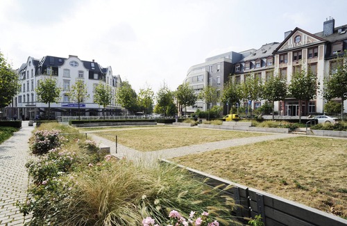 Bornheim Apartment | Serviced 2-room apartment m. Fully equipped with WiFi, cleaning, laundry service