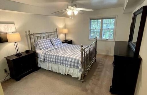 Oshkosh Apartment | Serviced Apartment Steps From The Fox River