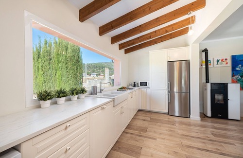 Lloseta Villa | Ses Veles - Three Bedroom Villa, Sleeps 6