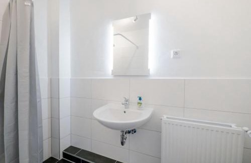 Seth Apartment | Seth - Monteursunterkunft - Einzelbetten - gute Anbindung - Bettwäsche