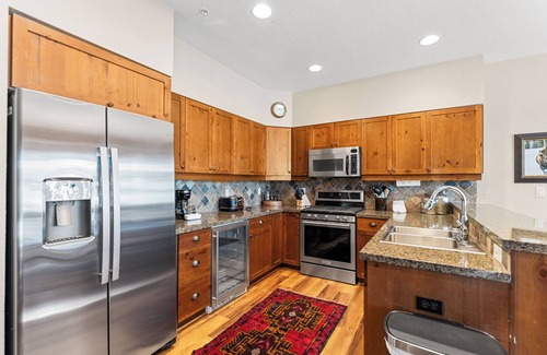 Keystone Villa | Settler's Creek #6563 by Summit County Mountain Retreats