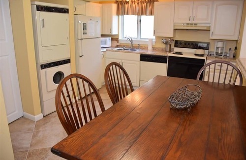Seven Springs Condo | Seven Springs 2 Bedroom Deluxe Condo with Private Deck! by RedAwning - Save 10% on 3 Nights, 15% on 5 Nights!