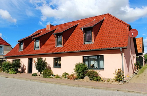 Muritz House | several lovingly furnished Wohnunfgen, small idyllic Dor