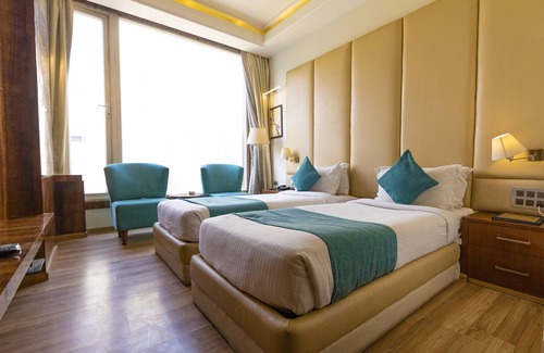 Allahabad Hotel | SH&B - Hotel Millennium Inn, Prayagraj