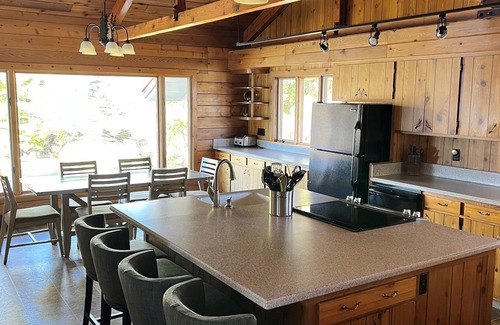Waupaca House | Shadow Lake Retreat House ~ Waterfront ~ Includes kayaks, paddle boards, bikes.