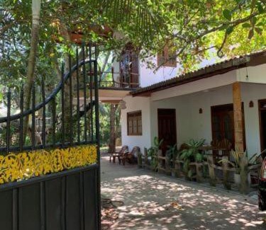 Koggala House | Shadow Villa