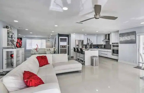 Miami Lakes House | shakes house