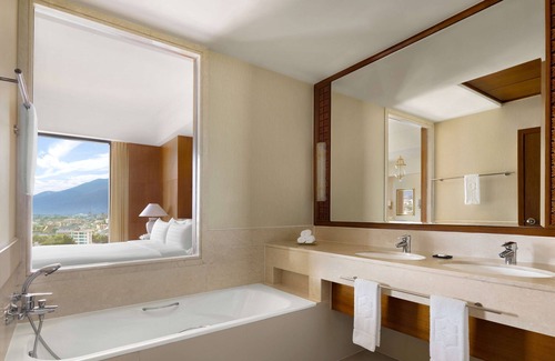 Chang Khlan Hotel | Shangri-La Chiang Mai
