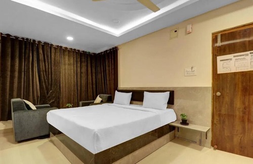 Medchal Hotel | Sharans Inn Gandimisamma