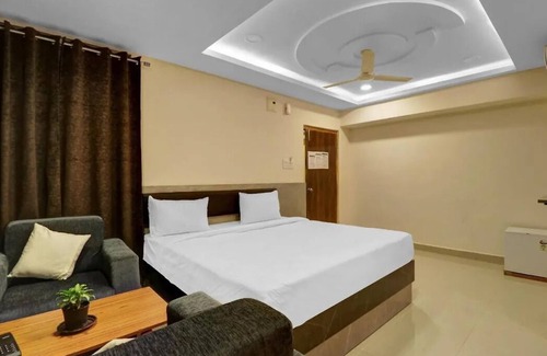 Medchal Hotel | Sharans Inn Gandimisamma
